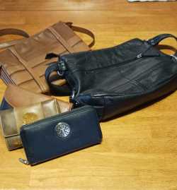 Leather Purses &amp; Wallets