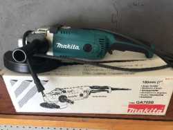 Makita 7 in Angle Grinder