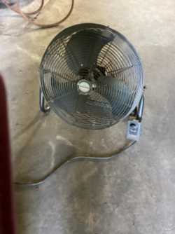 Commercial fan