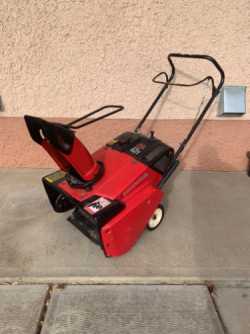 Honda snow blower 